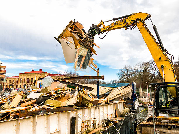 Best Yard Waste Removal  in Wamac, IN